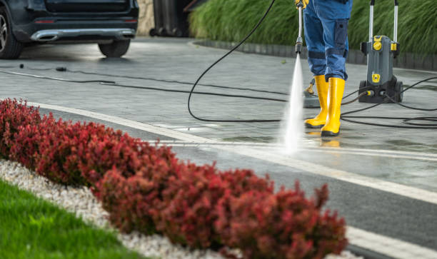 Best Sidewalk Pressure Washing  in Yorktown, TX